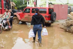 DASAC asiste a afectados por lluvias en distintas provincias - RDE Digital