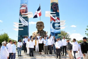 busto-orlando-martinez- Las Matas de Farfán Orlando Martínez y el precio de informar, 51 años después - RDE Digital